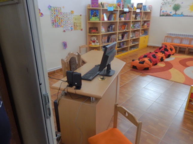 ԿՄ գրադարան 3