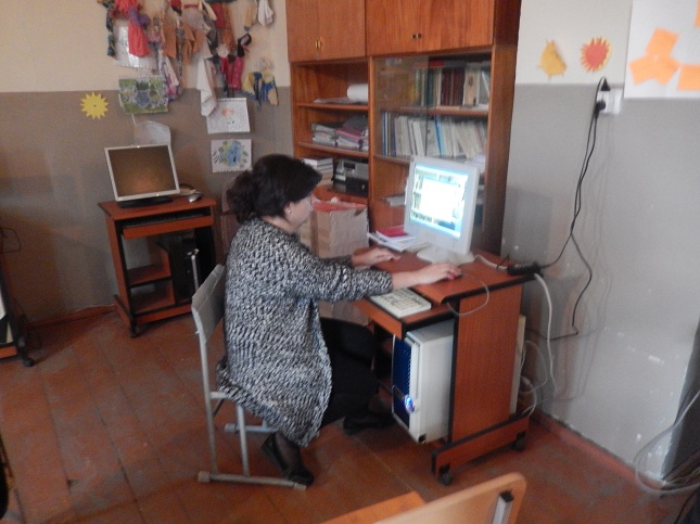 Library of Ashtarak N2 school 5